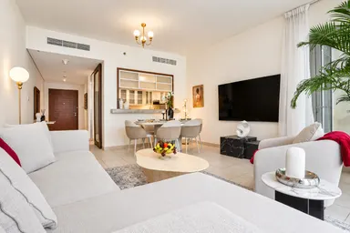 07_Living-Room_Full-Angle